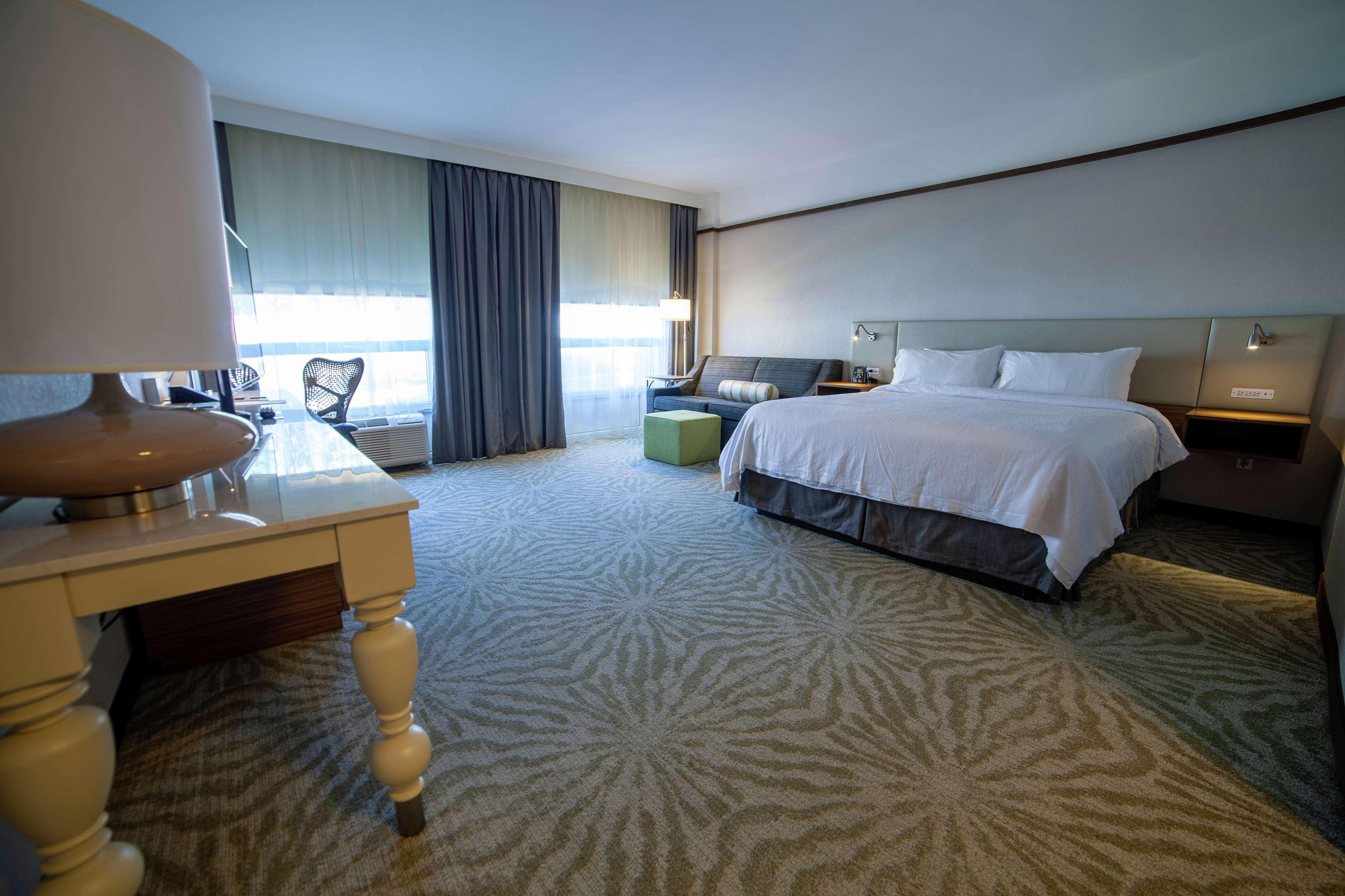 Hilton Garden Inn Montreal Airport Dorval Eksteriør bilde