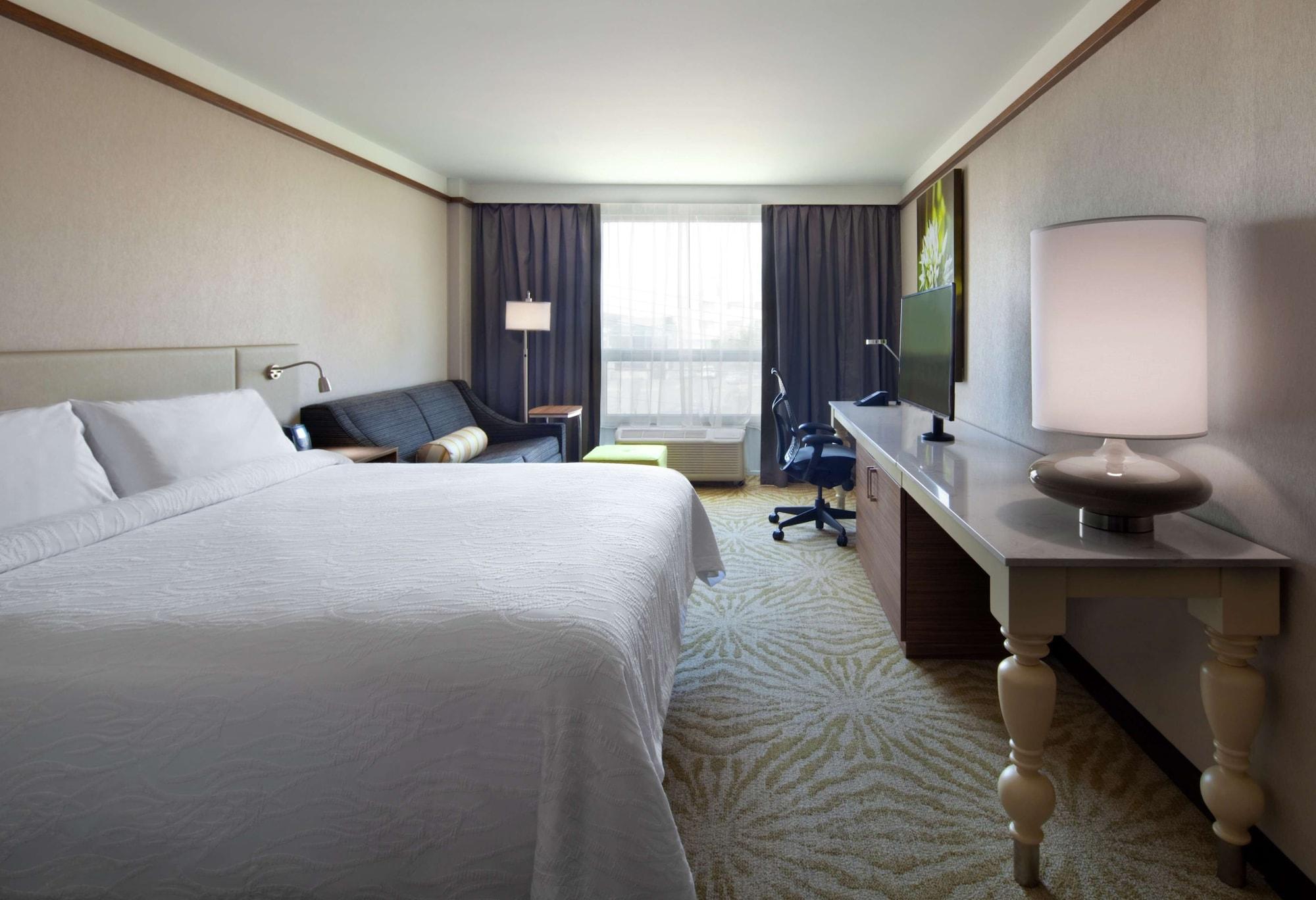 Hilton Garden Inn Montreal Airport Dorval Eksteriør bilde