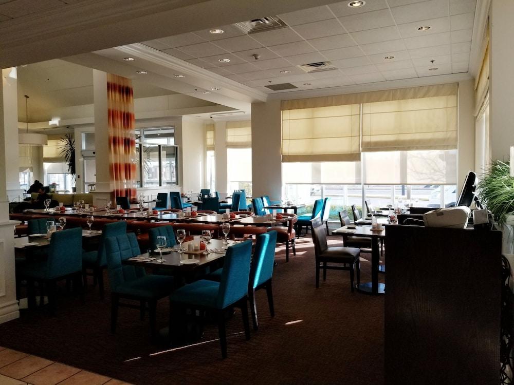 Hilton Garden Inn Montreal Airport Dorval Eksteriør bilde